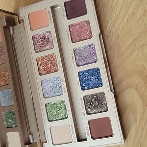 Urban Decay Stoned vies